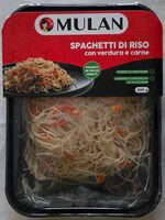 Spaghetti di riso con verdura e carne