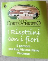 Riso vialone nano con zucca e petali di rosa