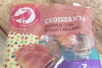 Croissants rellenos de crema de cacao y avellanas