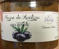 Mousse de aceituna con tomate