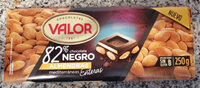 Chocolate negro 82% cacao con almendras enteras
