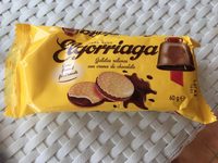 Galletas rellenas con crema de chocolate