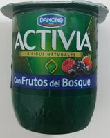 Activia con frutos del bosque