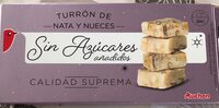 Turrón de nata y nueces