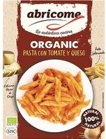 Pasta con salsa de tomate y queso