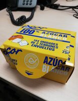 Terrones de azúcar blanco