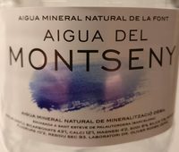 Aigua mineral natural