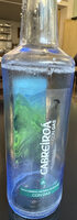 Auga mineral natural con gas