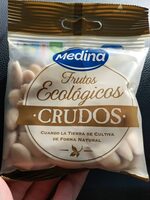 Almendra revelada cruda