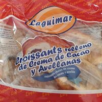 Croissants rellenos de crema de cacao y avellana