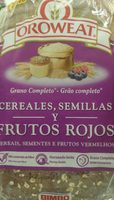 Pan de molde con cereales, semillas y frutos rojos completo