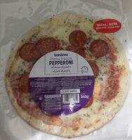 Pizza fresca pepperoni al horno de piedra