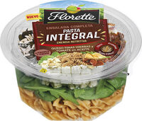 Ensalada completa de pasta integral con queso