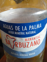 Agua mineral natural