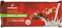 Chocolate con leche con avellanas troceadas