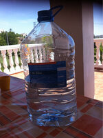 Chóvar agua mineral natural