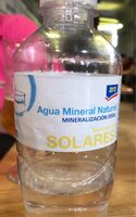 Agua mineral natural