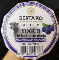 Yogurt de leche de oveja con confitura de arandanos