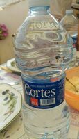 Agua mineral natural