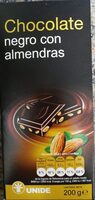 Chocolate negro con almendras