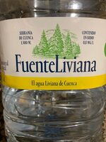 Agua fuente liviana