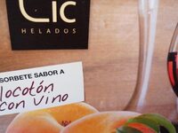 Sorbete sabor a melocotón con vino