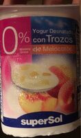 Yogur desnatado con trozos de melocotón