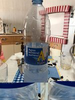 Agua mineral natural