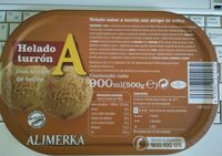 Helado de turrón con sirope de toffee