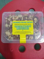 Cacahuete con piel tostado