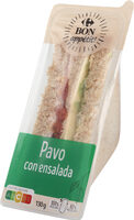 Sándwich de pavo con ensalada