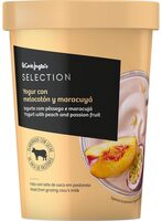 Yogur con melocotón y maracuyá