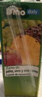 Zumo de piña, uva y manzana