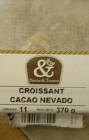 Croissants relleno de cacao nevado
