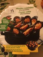 Moules cuisinées à la marinière