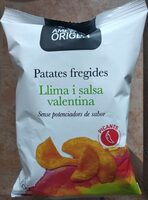 Patatas fritas lima y salsa valentina