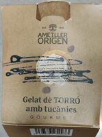 Gelat de torró amb tucànies