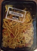 Wok de tallarines con pollo al curry
