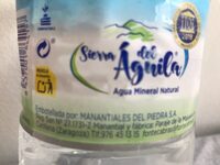 Agua mineral natural