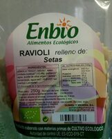 Ravioli relleno de setas