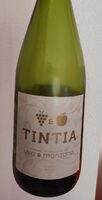 Bebida refrescante de uva y manzana