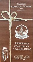 Artesano con leche y almendras