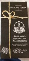 Chocolate negro con almendras