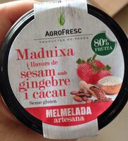 Maduixa i llavors de sèsam amb gingebre i cacau