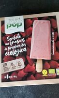 Sorbete con fresas de producción ecológica