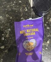 Nuez natural troceada