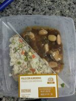 Pollo con almendras