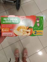 Fruta variada con queso fresco