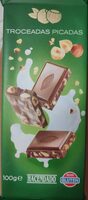 Chocolate con avellanas troceadas picadas
