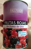 Frutas rojas en zumo de uva